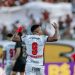 Jogando no Barradão, Vitória sofre virada do Corinthians e tem sequência invicta interrompida