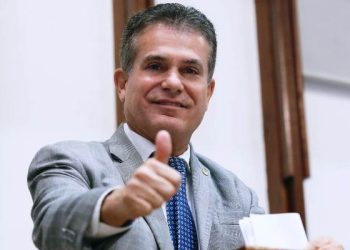 PL fruto da indicação de Eduardo Salles para oferecer CNH gratuita é aprovada na Assembleia Legislativa da Bahia