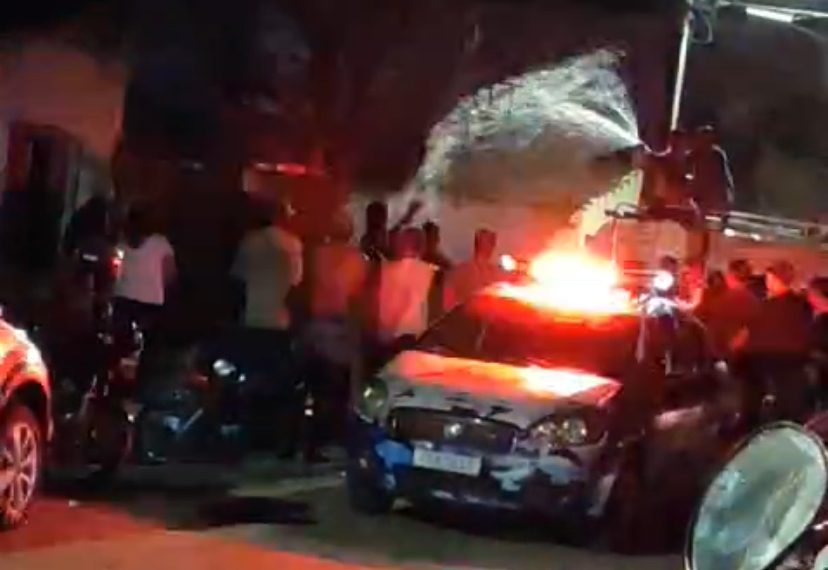 Homem morre após ter corpo parcialmente queimado em incêndio