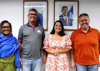 Após reunião com a secretária Rowenna Brito, Alex da Piatã anuncia construção de novo Colégio José Ferreira em Salgadália e reforma do Complexo Poliesportivo na Sede de Coité