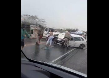 Homem morre em colisão envolvendo caminhonete e Gol na BR 324 (atualizada)