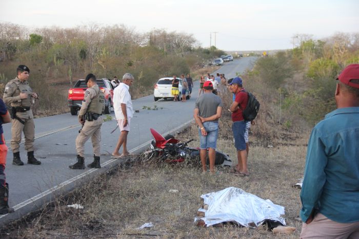Motociclista morre em colisão com carro na BA 120. Foi a quinta morte em 6 meses