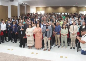 Em clima de democracia e coincidências, prefeitas reeleitas em Monte Santo e Cansanção, vice-prefeitos e vereadores(as) são diplomados (atualizada)