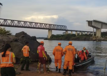 Equipes de resgate procuram 15 desaparecidos após queda de ponte entre Maranhão e Tocantins
