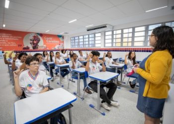SEC publica portaria que reformula currículo do Ensino Médio na Bahia