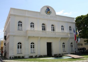 Cinco cidades baianas decretam calamidade financeira com dívidas milionárias