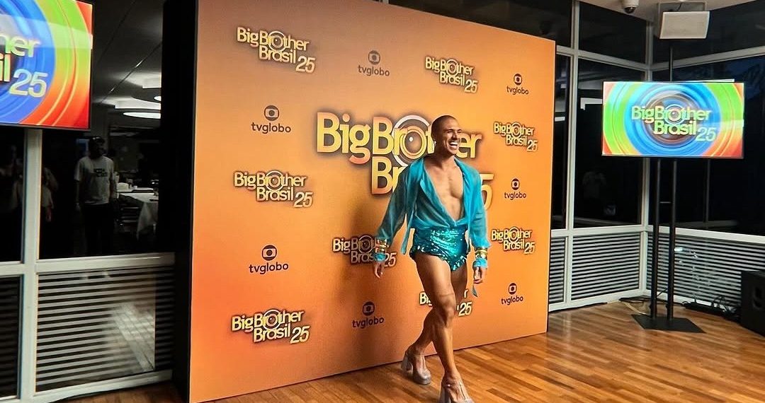 Roney Mattos natural de Euclides da Cunha é destaque no Fantástico em reportagem que ele conhece a a icônica casa do Big Brother Brasil