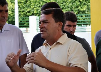 Barrocas – Prefeito acata decisão judicial e revoga artigos do Decreto que suspendiam convocação de servidores