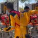 Homem cai de árvore e é socorrido pela Brigada Anjos da Vida