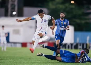 Baianão: Jacobina aproveita o último lance do jogo para empatar com o Bahia no José Rocha
