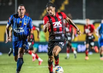 Baianão: Vitória poupa jogadores, goleia o Jacobina e segue na liderança