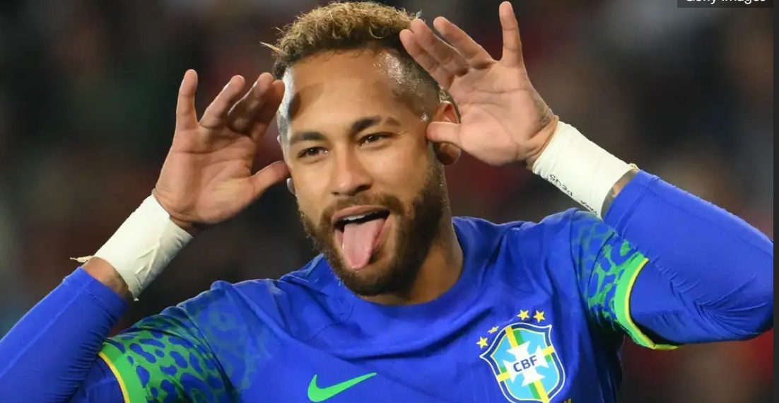 Neymar tem fortuna que compra qualquer clube brasileiro e é capaz de comprar o Santos seis vezes