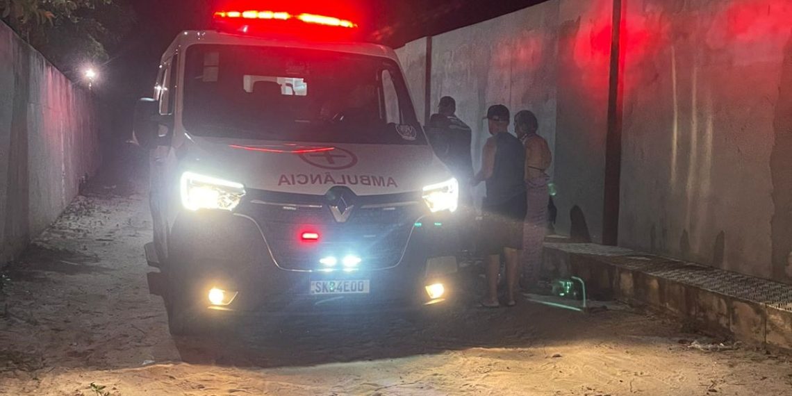 Homem quase foi linchado após agredir mulher em festa de confraternização