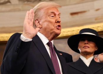 Trump pede para Putin acabar com a ‘ridícula’ guerra na Ucrânia ou enfrentar novas sanções