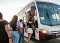 Enquanto os universitários de Queimadas comemoram o transporte gratuito para outras cidades, os de Santaluz estão preocupados com a falta