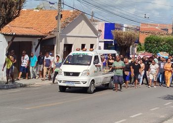 Corpo do motorista de ônibus envolvido em acidente na BR 116 é sepultado em Queimadas