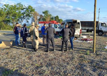 Sobe para 7, o número de mortes na colisão envolvendo caminhão e van na BR 324