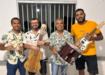 Coiteenses levam a primeira guitarra baiana de sisal para o Carnaval de Salvador