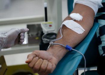 Hemoba lança campanha com o cantor Saulo para mobilizar voluntários à doação de sangue