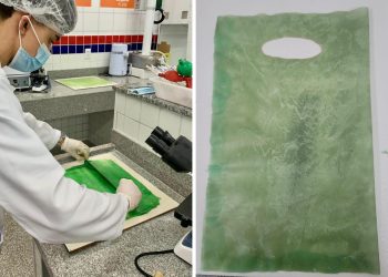 Sacola biodegradável desenvolvida por estudantes de Araci é apresentada em evento internacional