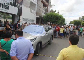 Coité – Advogado é executado dentro de carro em movimentada rua da cidade