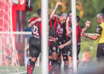 Baianão: Vitória bate o Jequié e confirma classificação para as semifinais