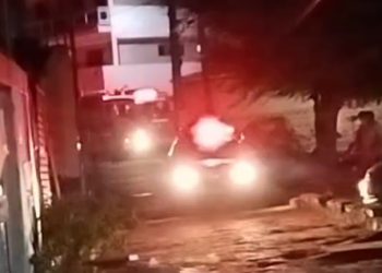 Mulher incendeia residência, após brigar com marido