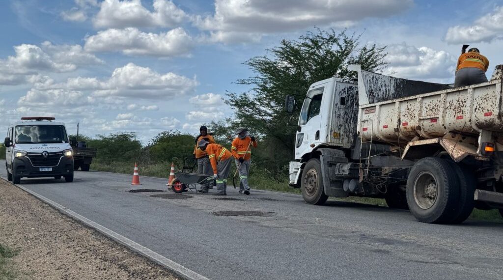 Cidadão aciona MP por omissão do Estado na manutenção da BA 120 trecho Riachão/Coité