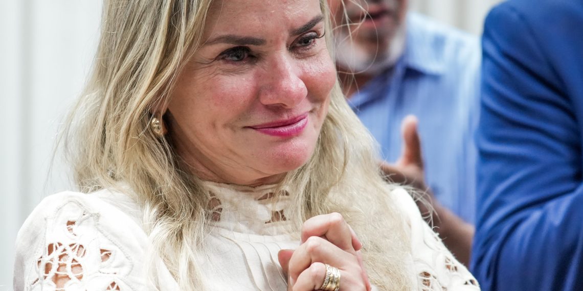 Parlamentares prestam homenagem e dão as boas-vindas a Ivana Bastos na presidência da ALBA