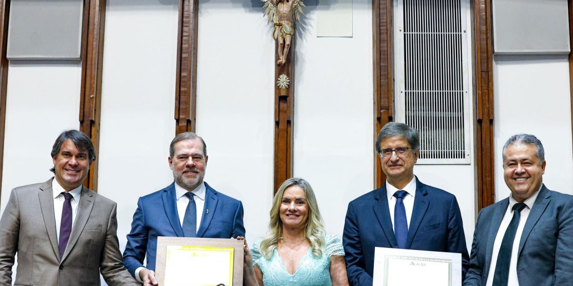 ALBA – Sessão em homenagem ao ministro Dias Toffoli e ao procurador-geral Paulo Gonet é marcada pela emoção