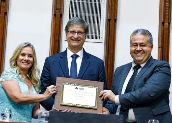 ALBA  – Sessão em homenagem ao ministro Dias Toffoli e ao procurador-geral Paulo Gonet é marcada pela emoção