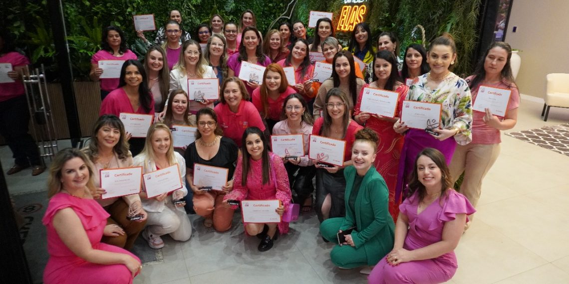 Cresol desenvolve projetos que estimulam o protagonismo e o empoderamento feminino