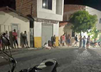 Homem é executado ao lado da casa da mãe em Retirolândia