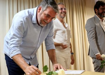 Serrinhense Sandro Magalhães é empossado como novo diretor-geral da Fundação Pedro Calmon