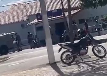 Indivíduo morre durante auto de resistência e comparsa é preso em Riachão do Jacuípe