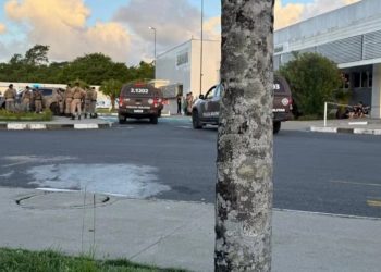 Polícia identifica 11 dos 12 suspeitos mortos em operação no subúrbio de Salvador; resistentes  tinham entre 17 e 27 anos