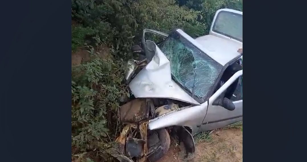 Grave acidente deixa um morto e três feridos na BA 131