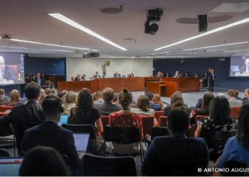STF encerra primeiro dia do julgamento de Bolsonaro e aliados