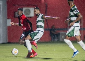 Copa do NE: Vitória tropeça em casa contra o Altos e perde liderança do grupo
