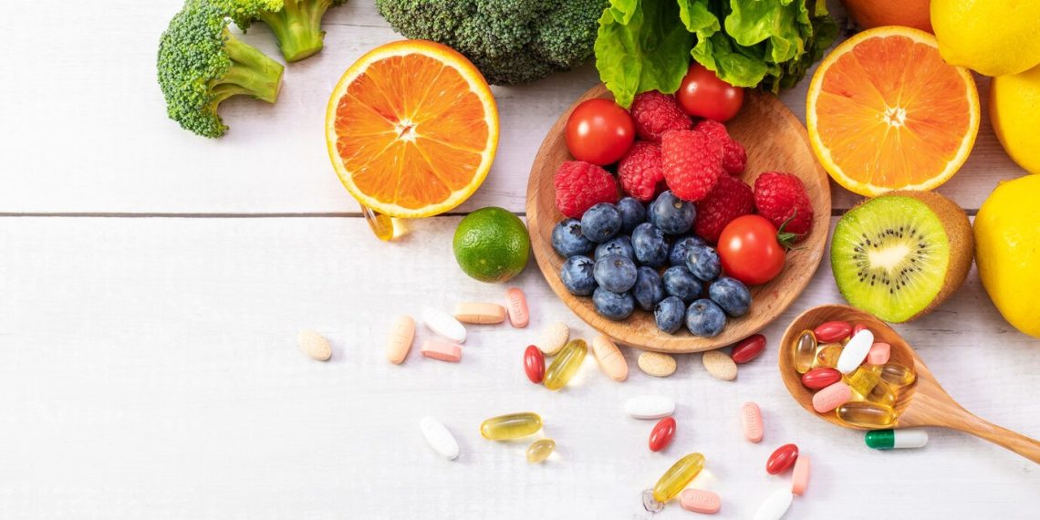 Estes são os suplementos nutricionais que você deve tomar de acordo com sua idade e estilo de vida