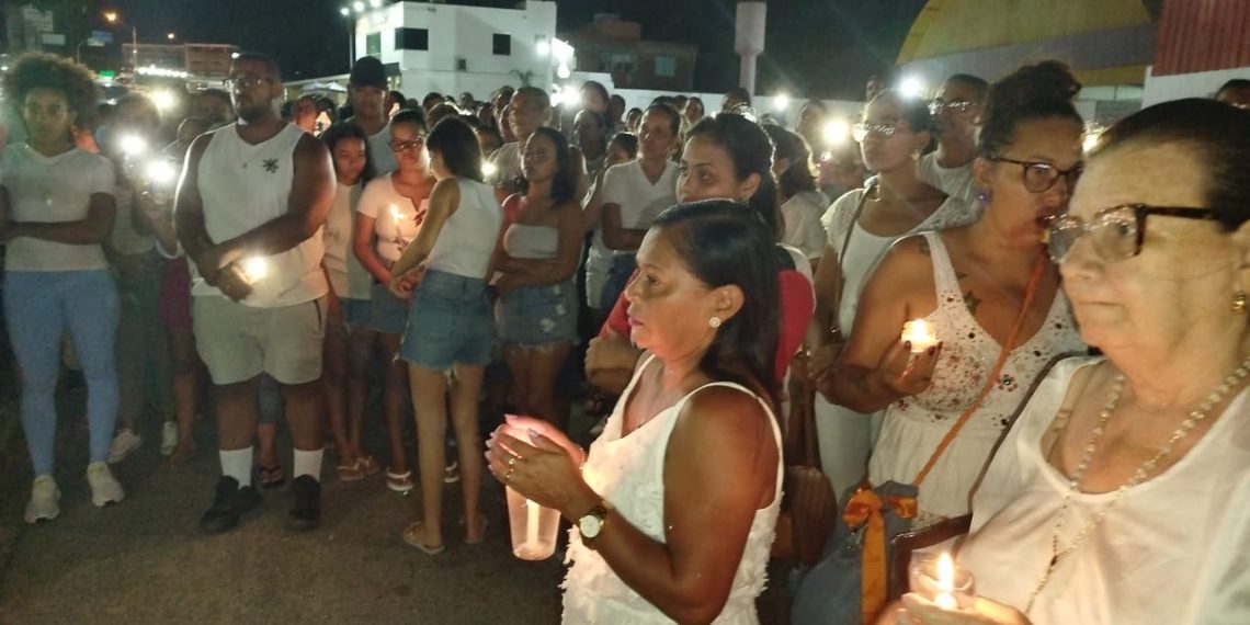 Grupo faz manifestação após feminicídio de Rosana. Suspeito foi preso