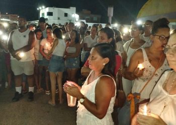 Grupo faz manifestação após feminicídio de Rosana. Suspeito foi preso