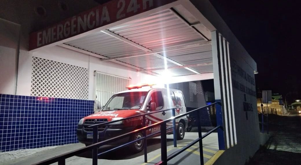 Dois homens são feridos a golpes de faca após confusão em bar do Povoado Boa Vista; um deles foi transferido