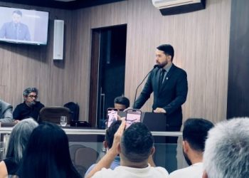 Diego Costa toma posse como vereador após a morte de Neilton Rocha