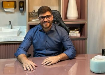 Abril Azul – Dr Maike Araújo reforça importância do diagnóstico precoce no mês da conscientização do Autismo