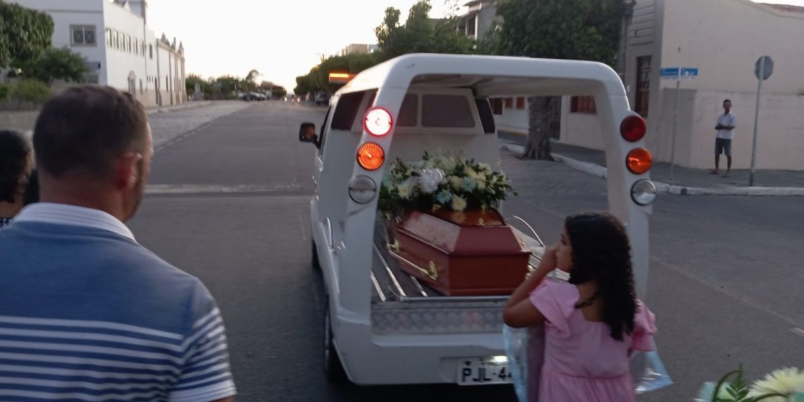 Individuo é preso em flagrante após denuncia de tráfico de drogas