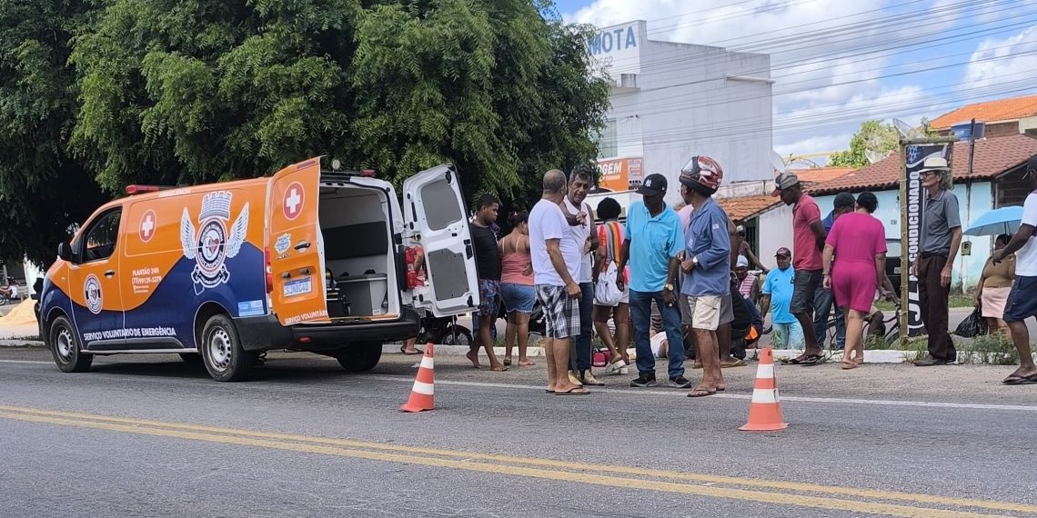 Jovem de 15 anos sofre fratura e lacerações pelo corpo em acidente na BR 324
