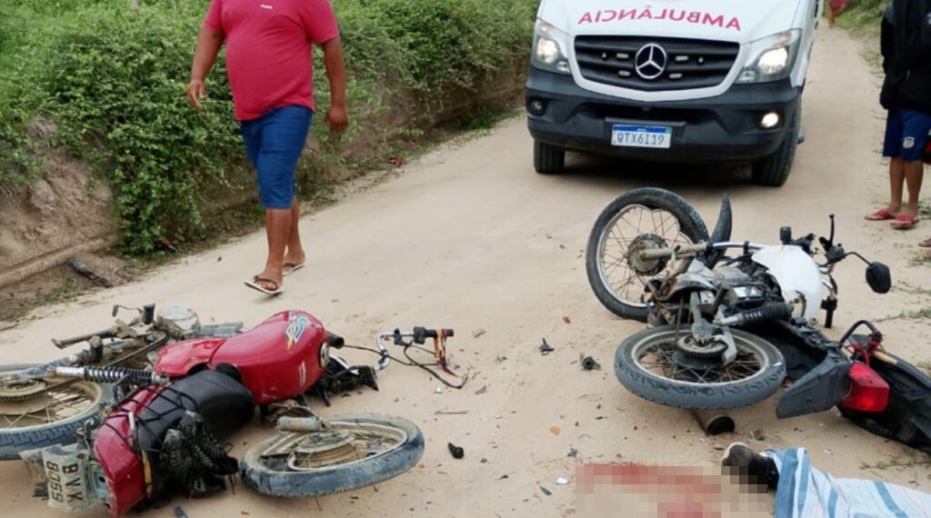 Homem morre e outro fica ferido em colisão envolvendo motocicletas