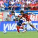 Brasileirão: Bahia supera expulsão cedo, vence clássico e amplia série invicta sobre o Vitória