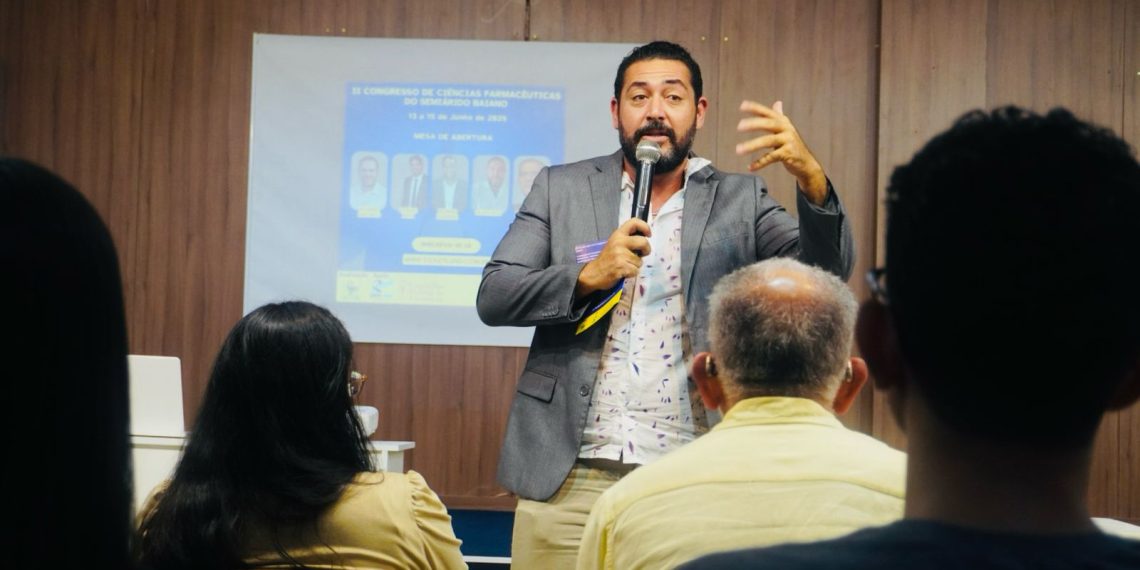 Evento na FARESI discute o uso racional de medicamentos